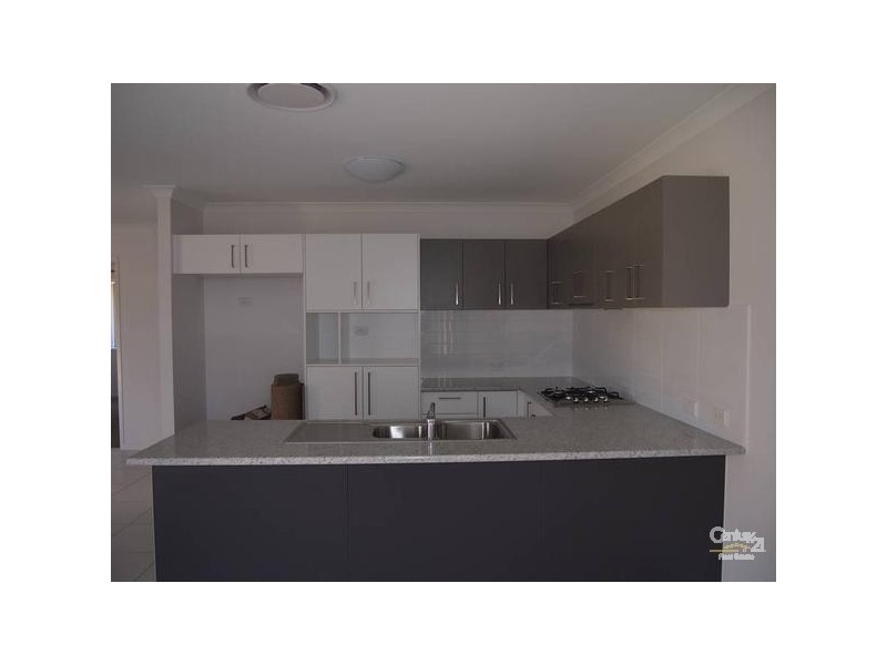 16 Bendee Street Brookview Estate, Glen Eden QLD 4680