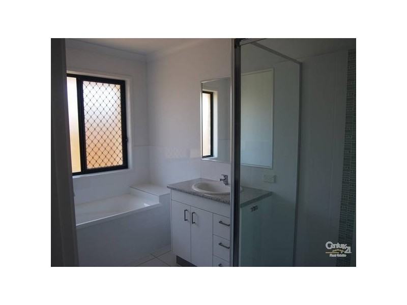 16 Bendee Street Brookview Estate, Glen Eden QLD 4680