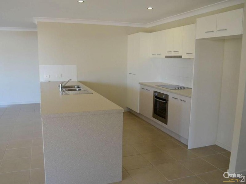 71 Daintree Boulevard, Kirkwood QLD 4680