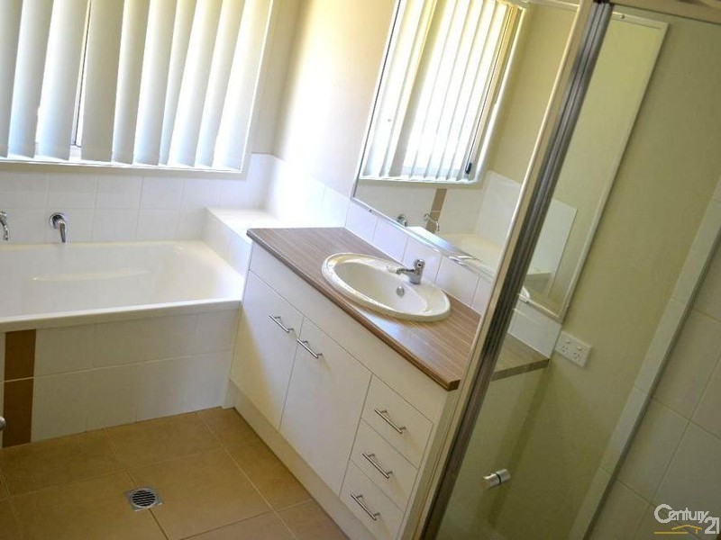 71 Daintree Boulevard, Kirkwood QLD 4680