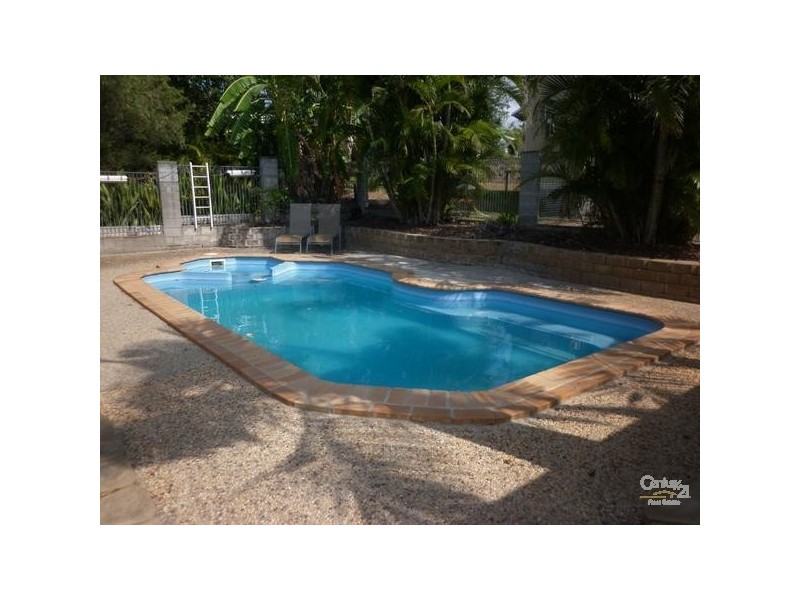 2/15 Carinya Drive, Clinton QLD 4680