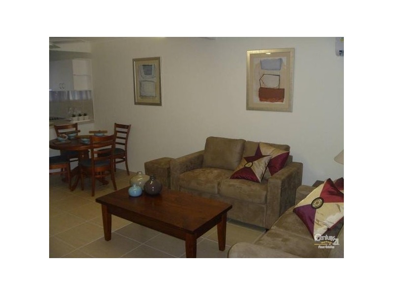 1/9 Cowan Close, South Gladstone QLD 4680