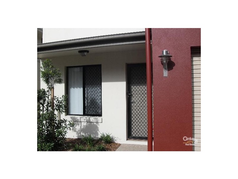 8/21 Roberts Street, South Gladstone QLD 4680