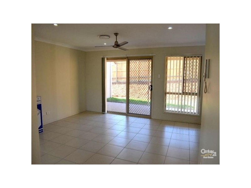 Kirkwood QLD 4680
