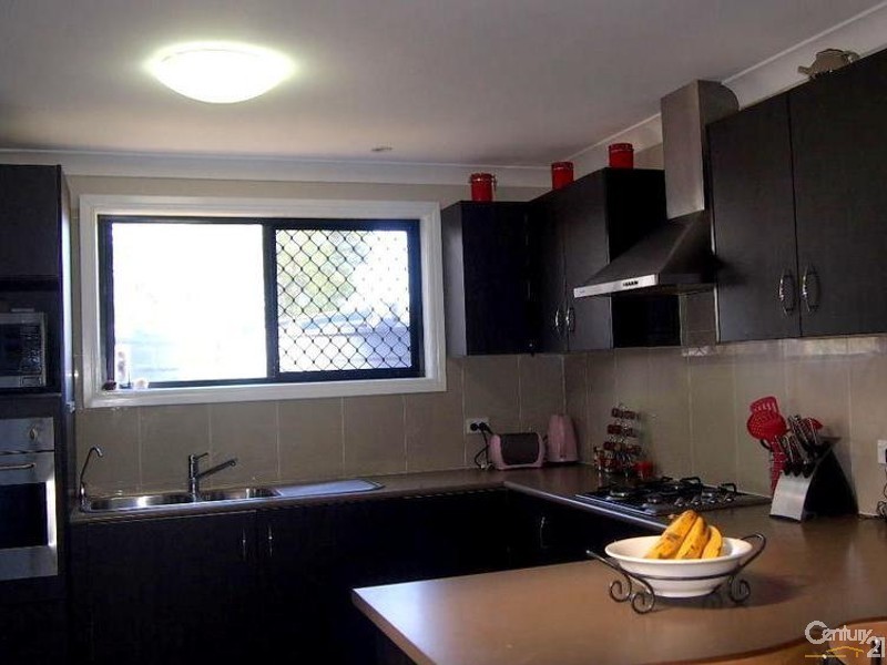 25 Lagoon Road, Beecher QLD 4680