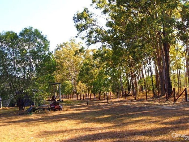 25 Lagoon Road, Beecher QLD 4680