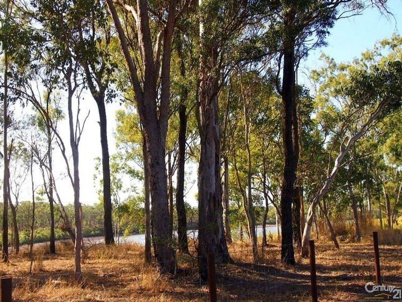 25 Lagoon Road, Beecher QLD 4680