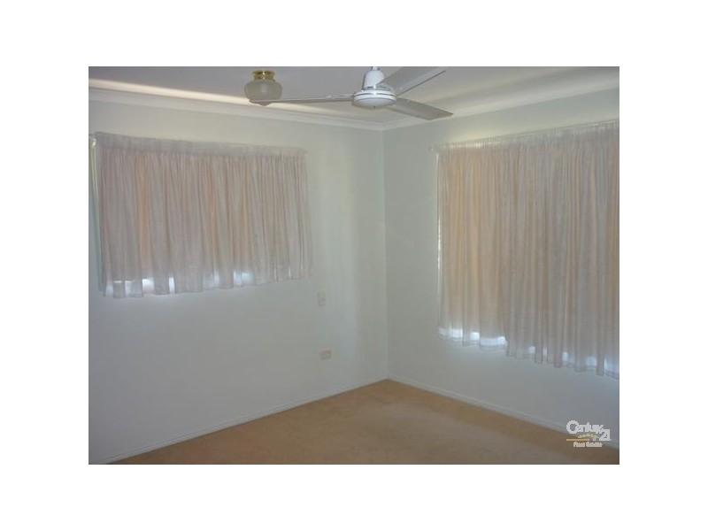 9 Benjamin Court, Glen Eden QLD 4680