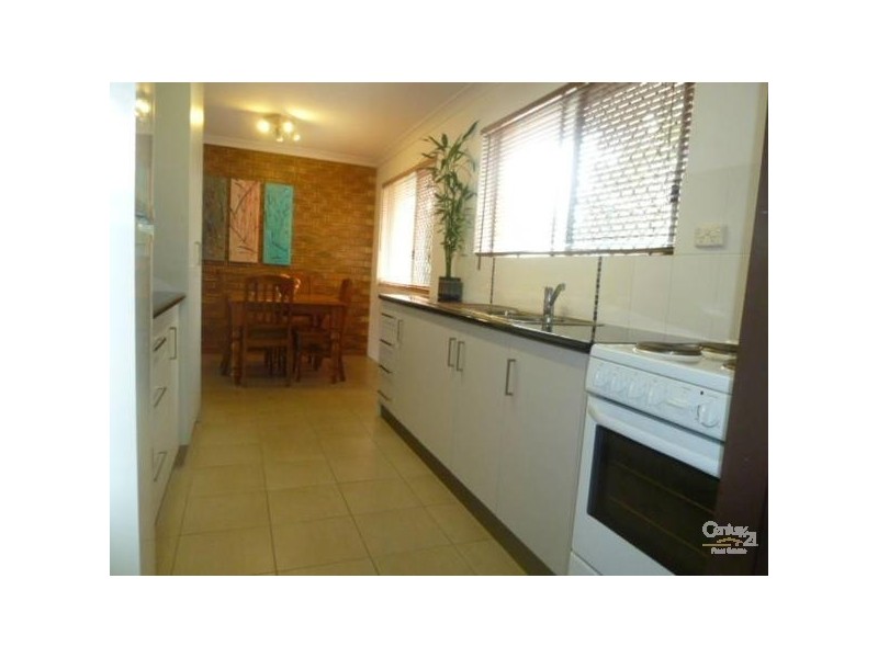 1/15 Carinya Drive, Clinton QLD 4680