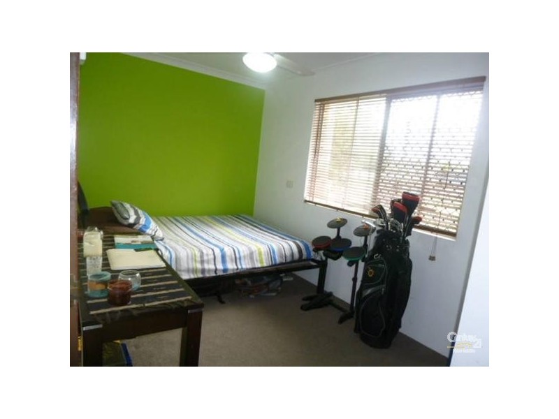 1/15 Carinya Drive, Clinton QLD 4680