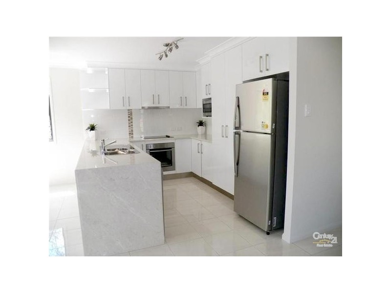 1/8 Beaver Street, South Gladstone QLD 4680