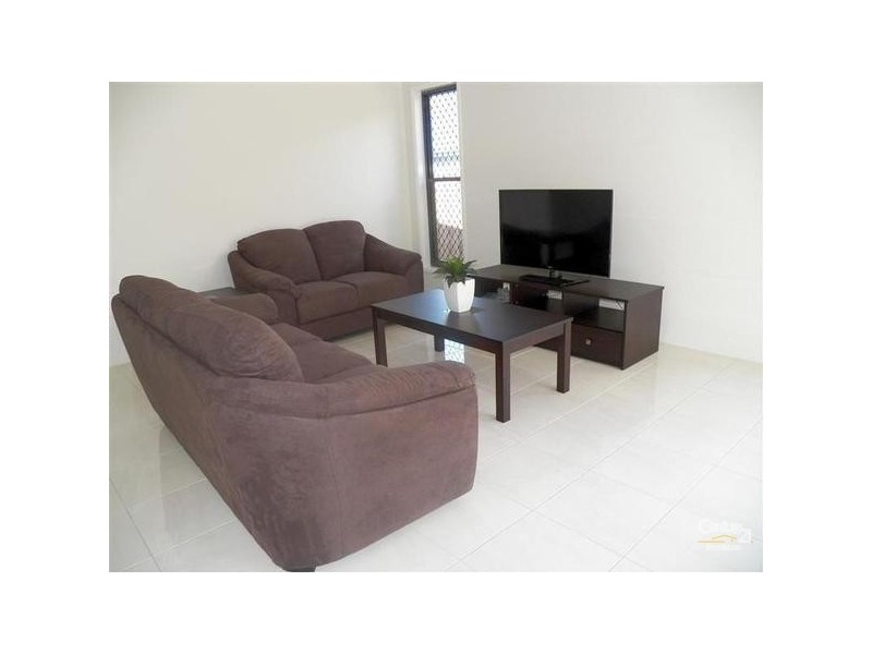 1/8 Beaver Street, South Gladstone QLD 4680