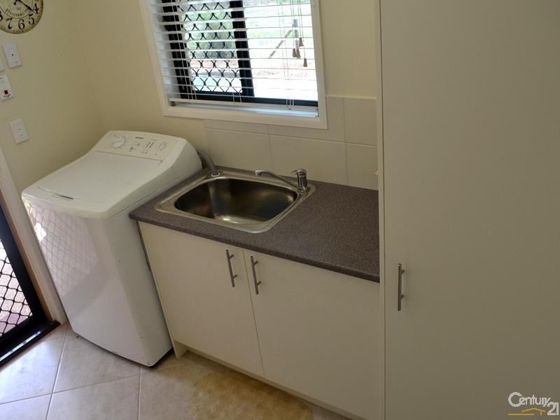 416 Jim Whyte Way, Beecher QLD 4680