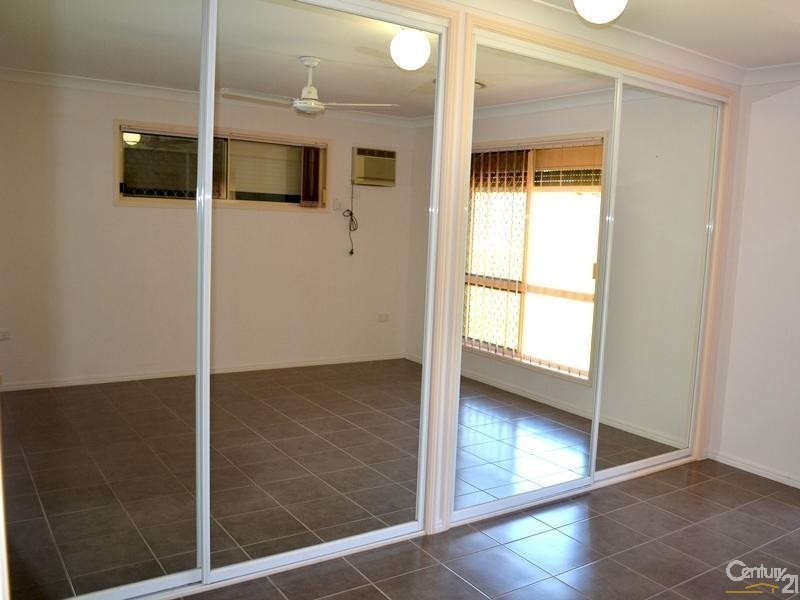 17 Witney Street, Telina QLD 4680