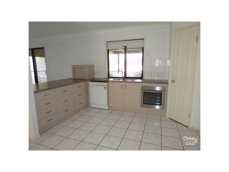 31 Ellington Street, New Auckland QLD 4680