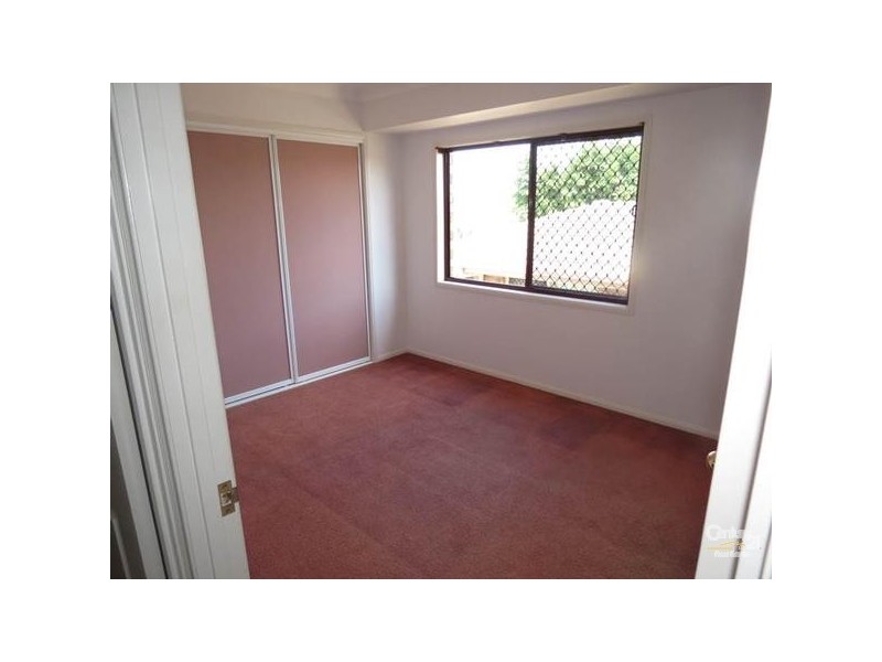 31 Ellington Street, New Auckland QLD 4680