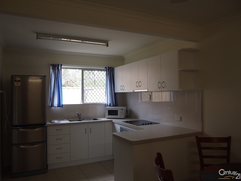 9 Cowan Close, South Gladstone QLD 4680