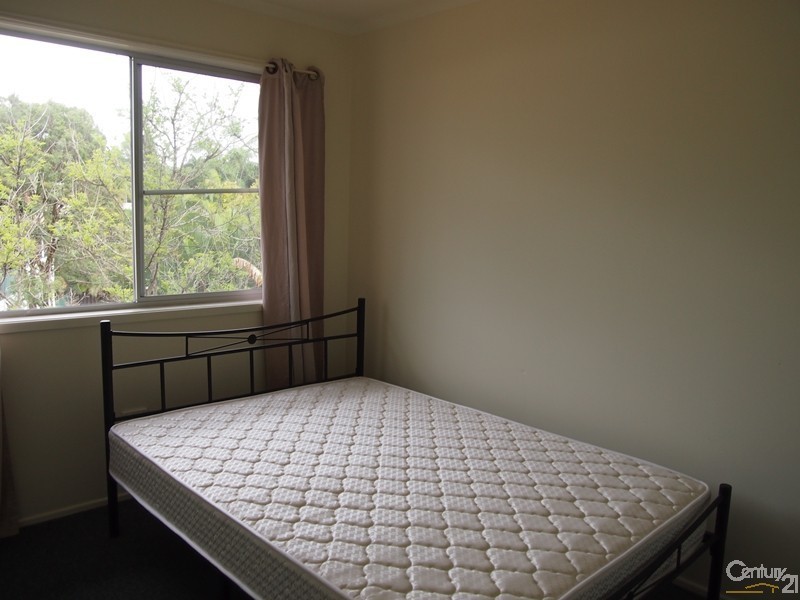 9 Cowan Close, South Gladstone QLD 4680
