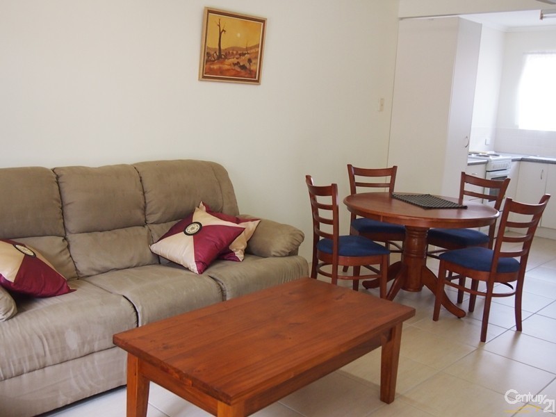 9 Cowan Close, South Gladstone QLD 4680