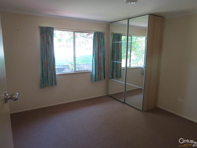 7 Harrier Avenue, New Auckland QLD 4680