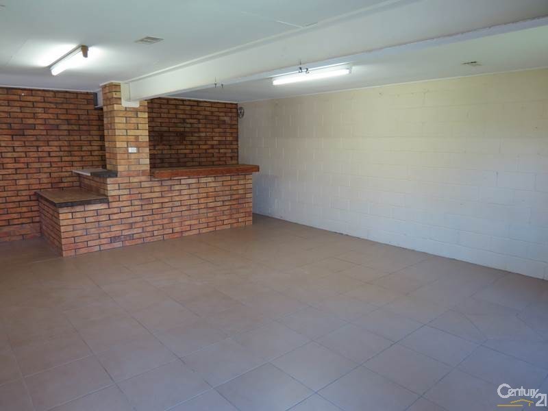 7 Harrier Avenue, New Auckland QLD 4680