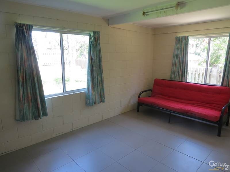 7 Harrier Avenue, New Auckland QLD 4680