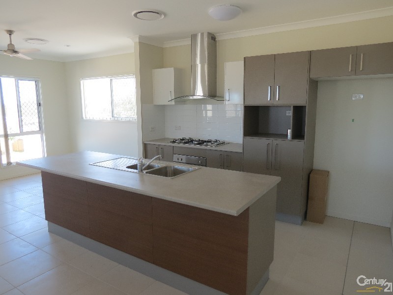 24 Blaxland Court, Glen Eden QLD 4680