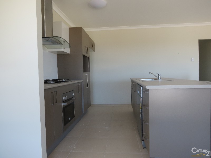 24 Blaxland Court, Glen Eden QLD 4680