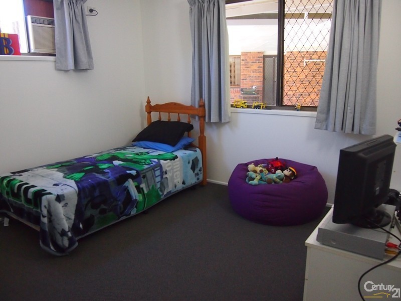 17 Silverton Drive, Tannum Sands QLD 4680