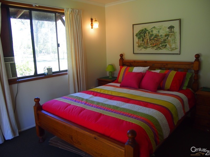 17 Silverton Drive, Tannum Sands QLD 4680