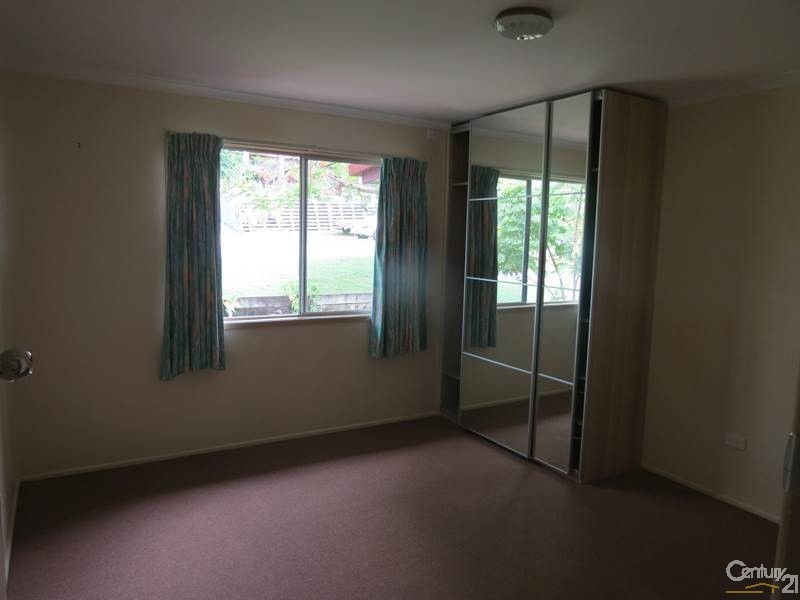 7 Harrier Avenue, New Auckland QLD 4680