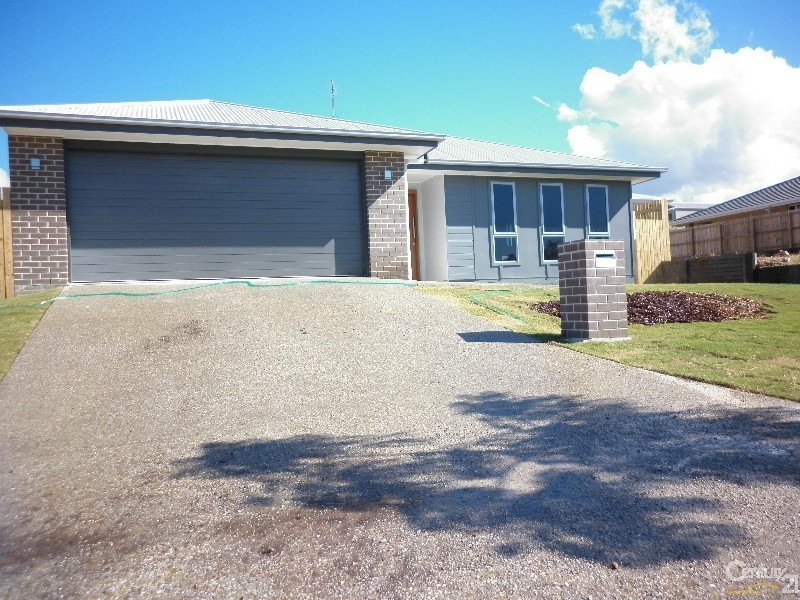 30 Daintree Boulevard, Kirkwood QLD 4680