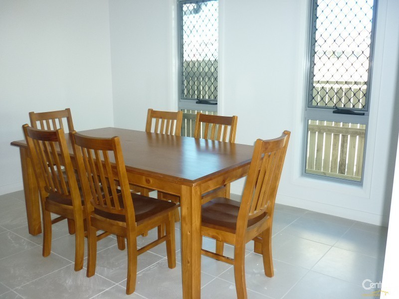 30 Daintree Boulevard, Kirkwood QLD 4680