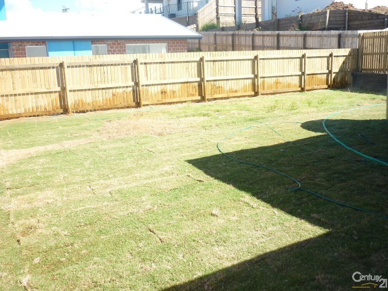 30 Daintree Boulevard, Kirkwood QLD 4680