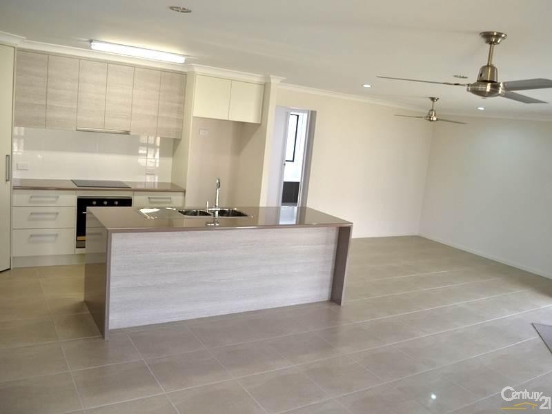 13 Bragg Court, Little Creek Estate, Kirkwood QLD 4680