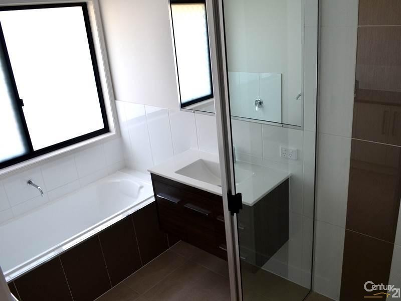 13 Bragg Court, Little Creek Estate, Kirkwood QLD 4680