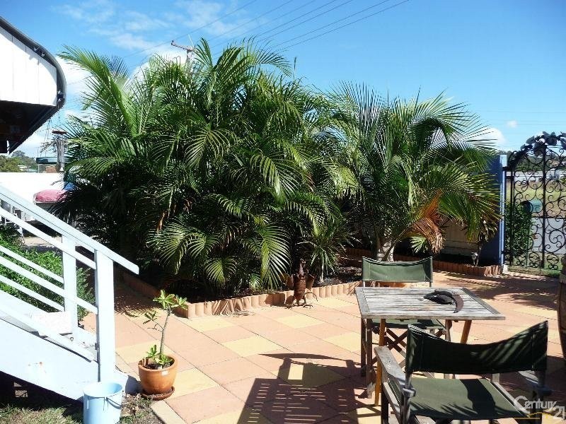 19 Moura Cresent, Barney Point QLD 4680