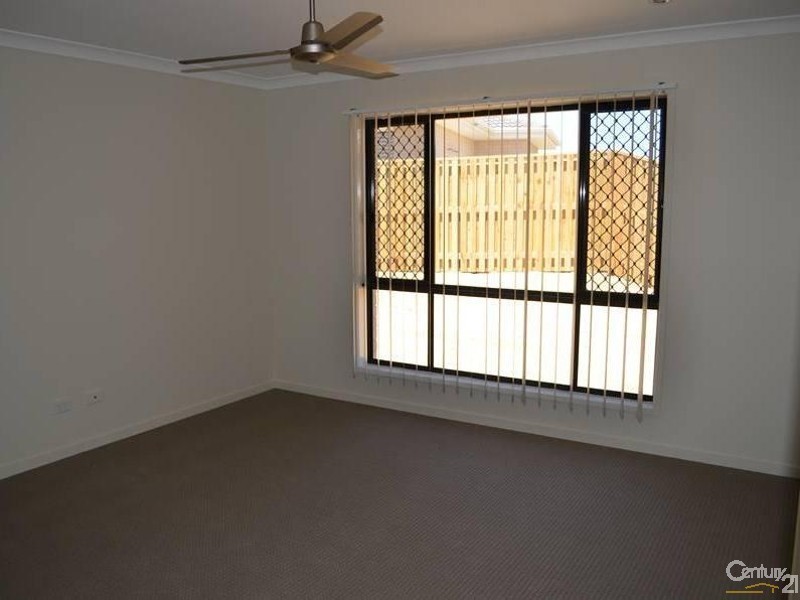 27 Bendee Street Brookview Estate, Glen Eden QLD 4680