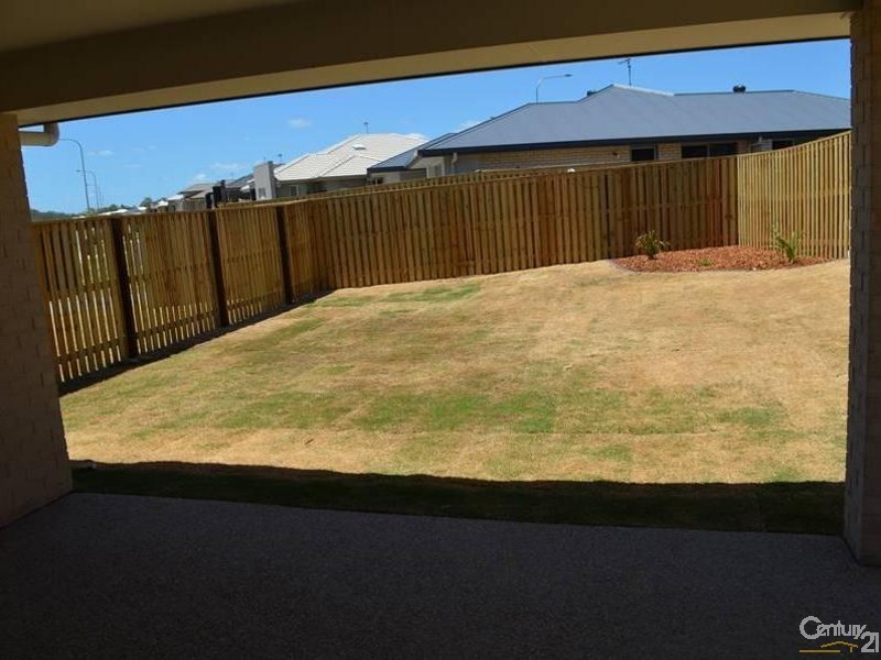 27 Bendee Street Brookview Estate, Glen Eden QLD 4680