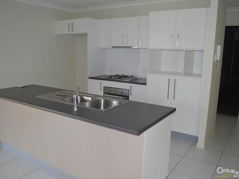 3 Dampier Court, Glen Eden QLD 4680