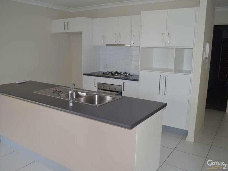 3 Dampier Court, Glen Eden QLD 4680