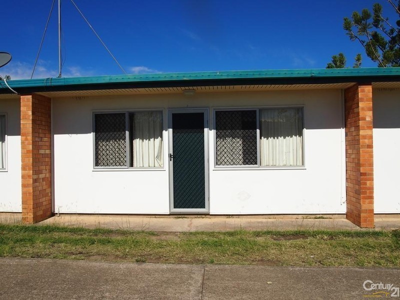 2/6 Boles Street, West Gladstone QLD 4680