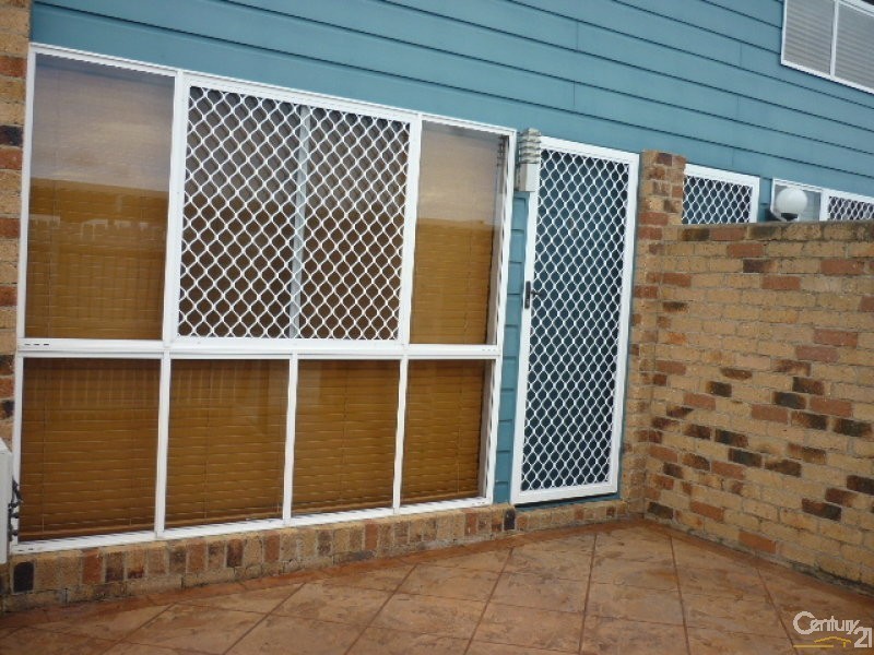 1/10 Chapman Drive, Clinton QLD 4680