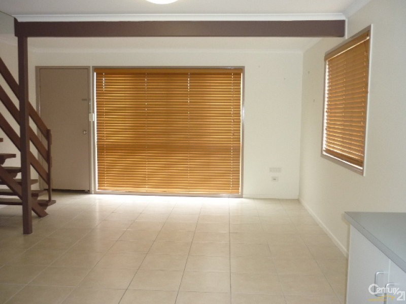 1/10 Chapman Drive, Clinton QLD 4680