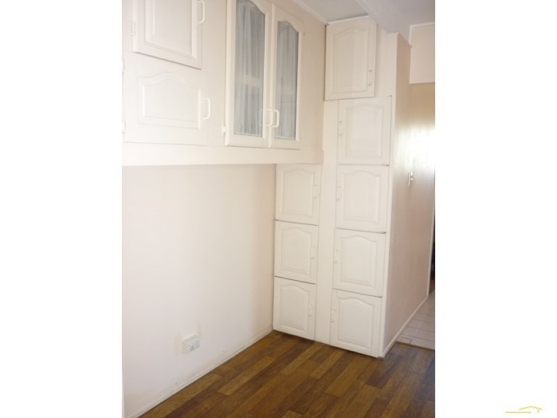 9  Gladstone Street, Mount Larcom QLD 4695