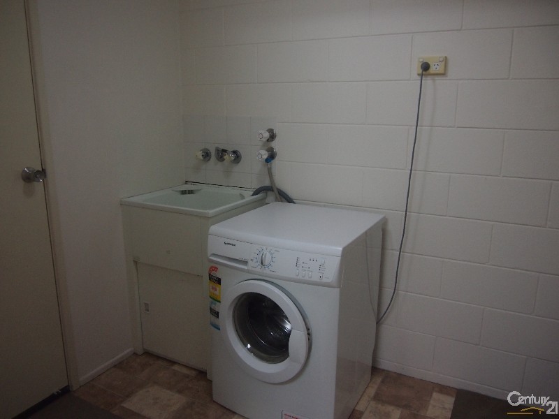 12/37  French Street, South Gladstone QLD 4680