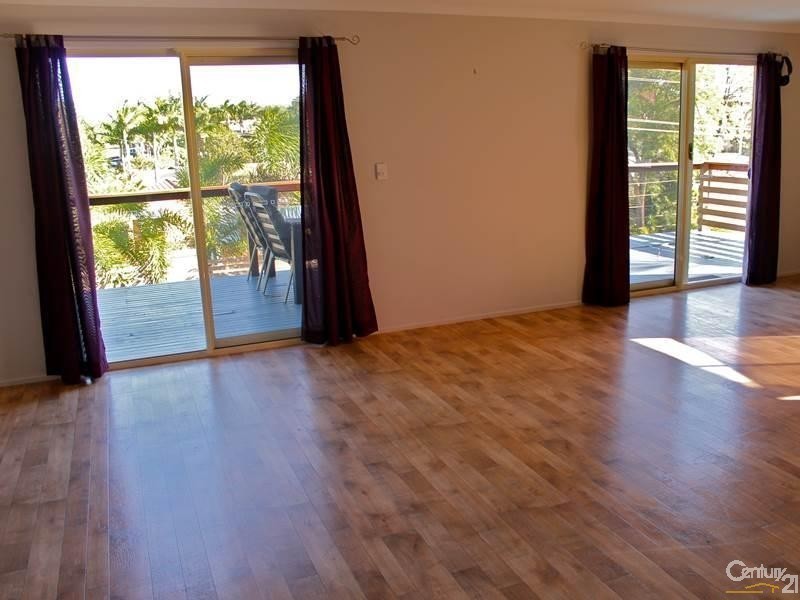 95 Malpas Street, Boyne Island QLD 4680