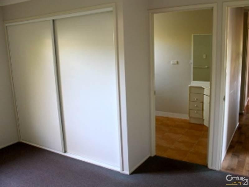 95 Malpas Street, Boyne Island QLD 4680