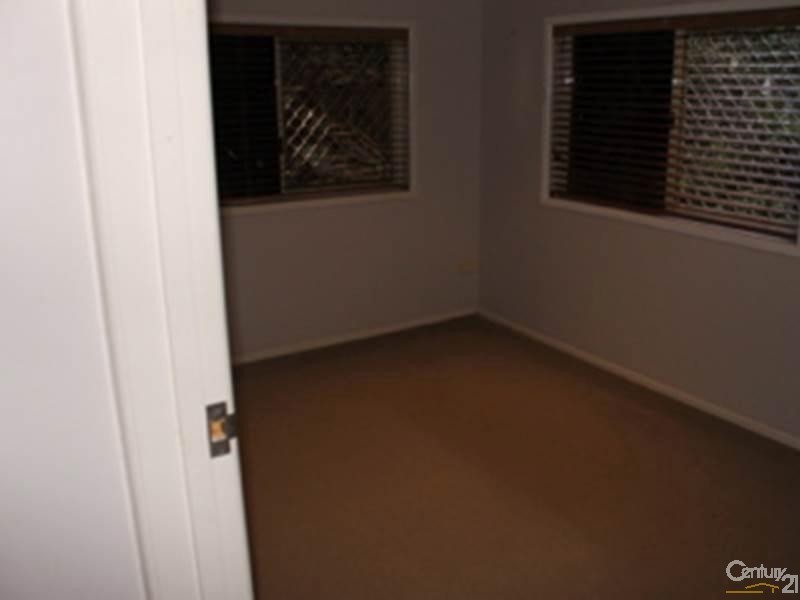 95 Malpas Street, Boyne Island QLD 4680