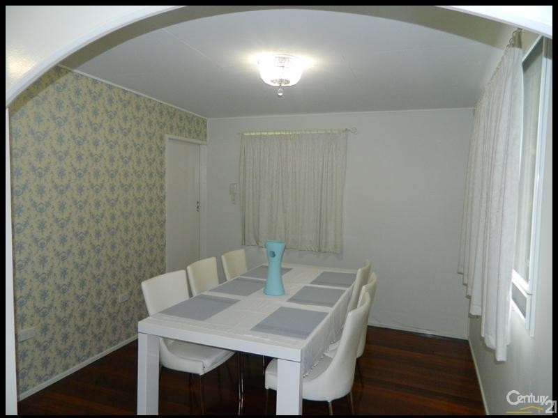 27 Rossella Street, West Gladstone QLD 4680